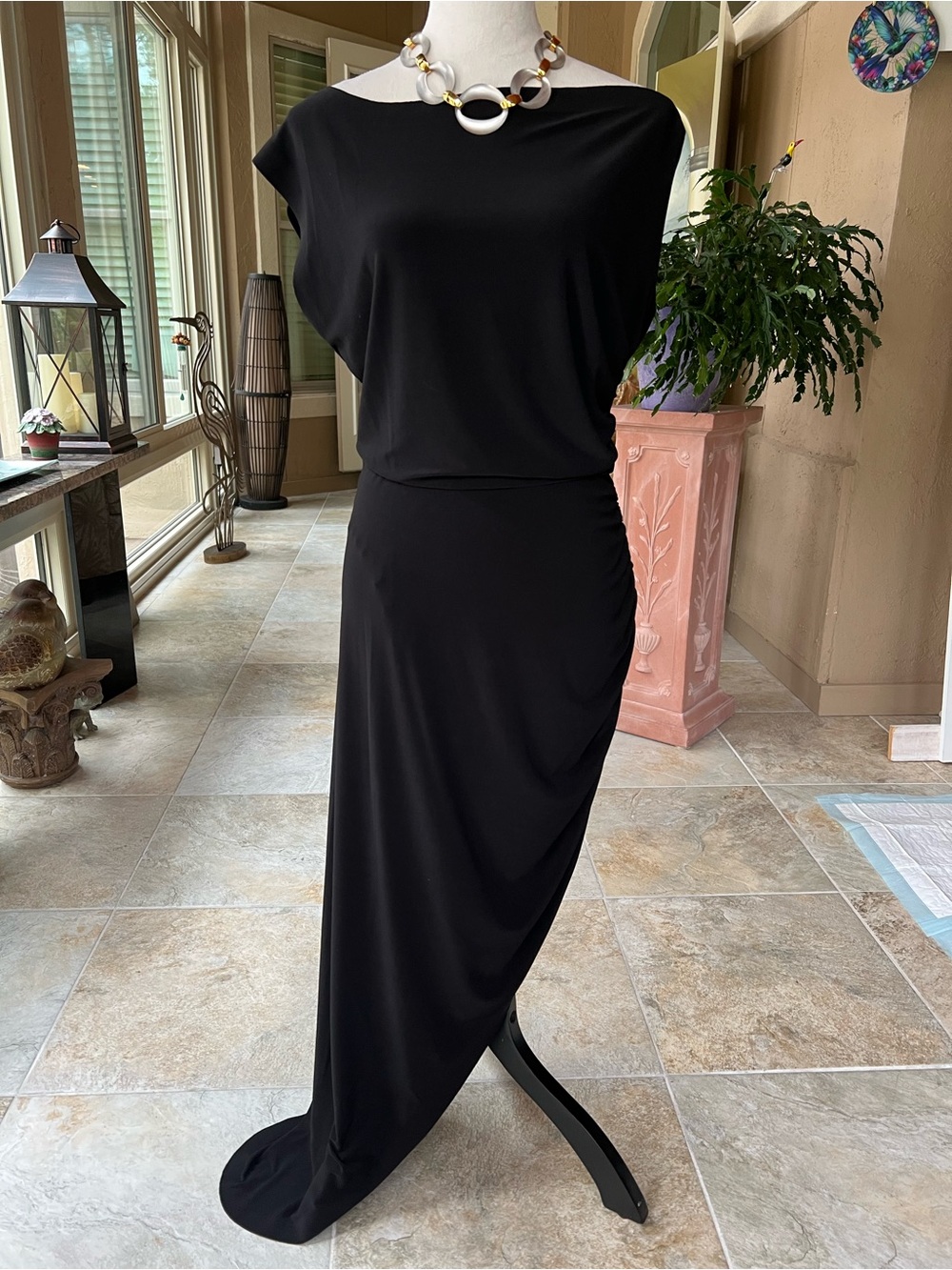 Norma Kamali black evening dress, size 8.